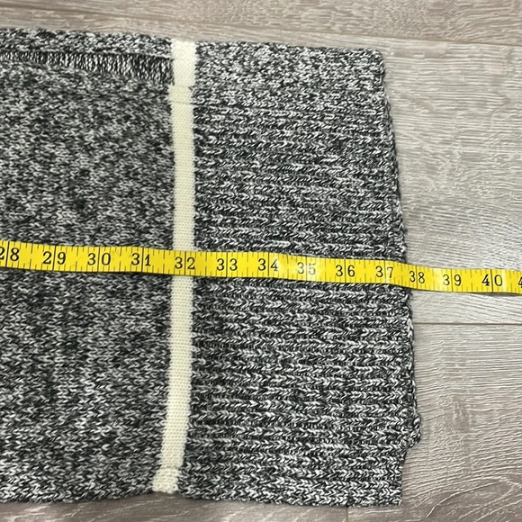 NWOT Talbots Winter Scarf Black and Off White with Lambs Wool Accent - Picture 6 of 11